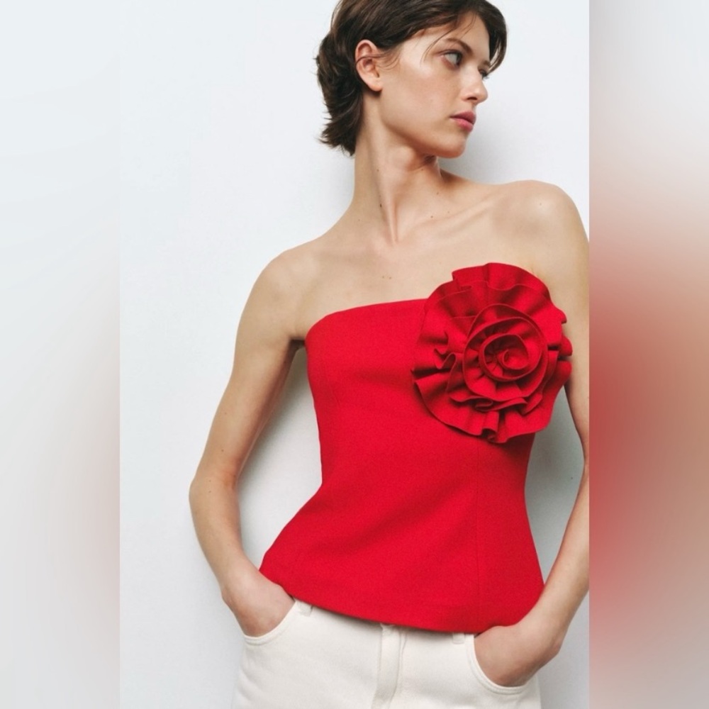 ZARA TUBE TOP FLOWER ACCENT